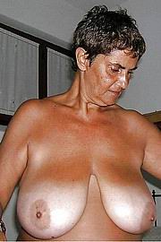 granny-big-boobs347.jpg